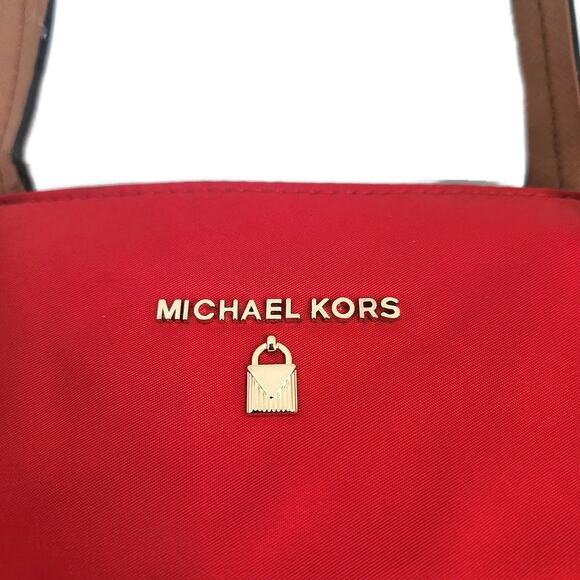 Michael Kors Red Vinyl Women's Tote - Picture 4 of 8